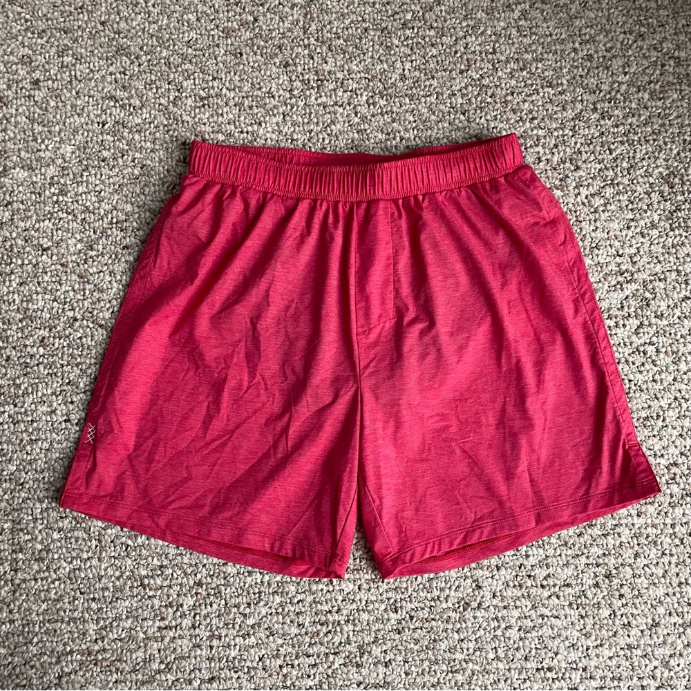 Rhone Red Men’s Shorts Size Medium